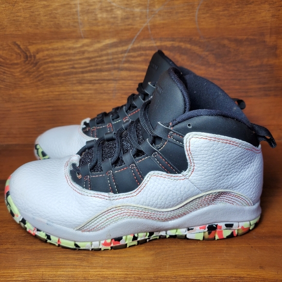 Air Jordan 10 Retro SE (PS)    Sz 1Y - Picture 4 of 6